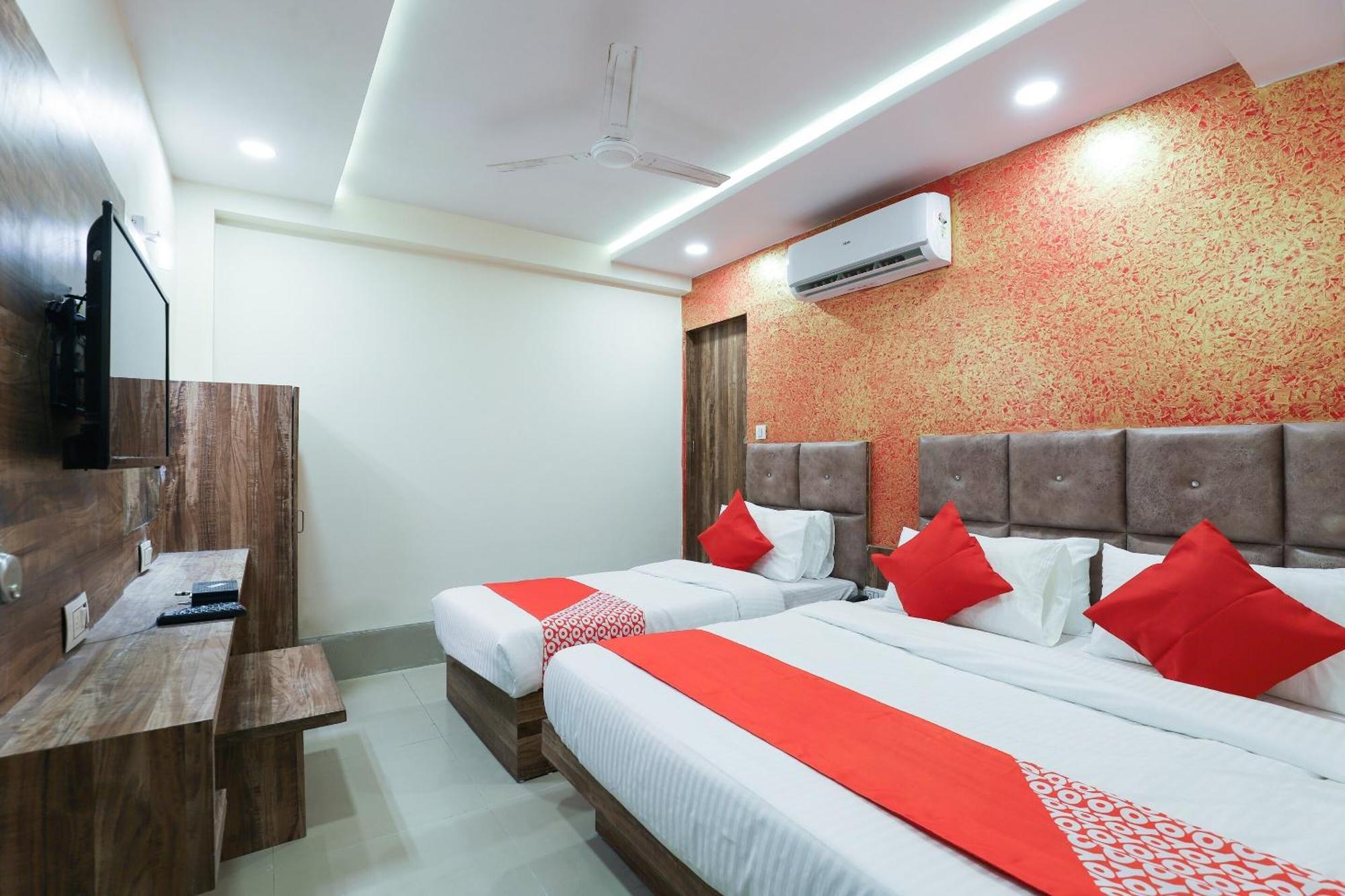 Hotel O Dream Stay Sarkhej Ngoại thất bức ảnh
