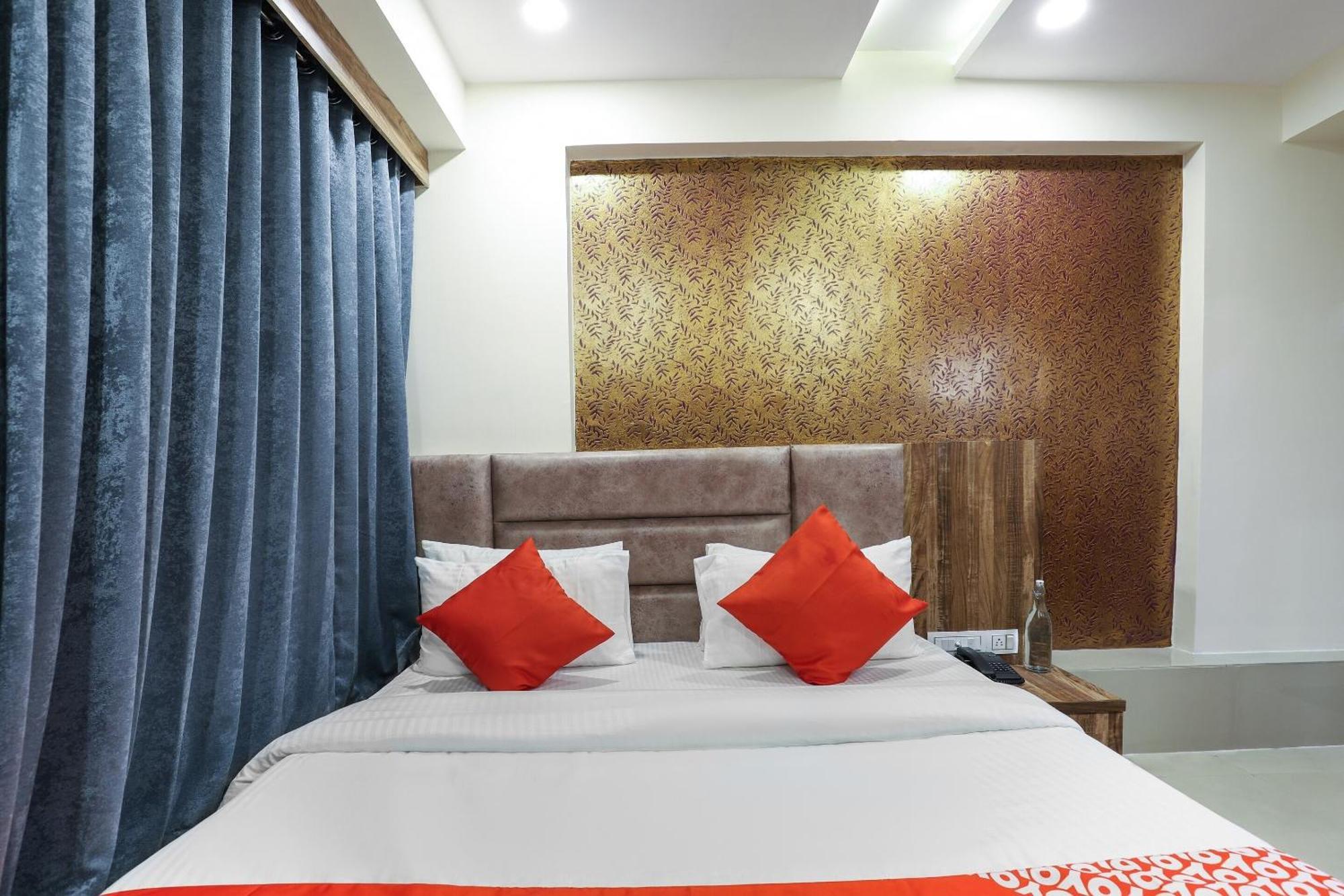 Hotel O Dream Stay Sarkhej Ngoại thất bức ảnh