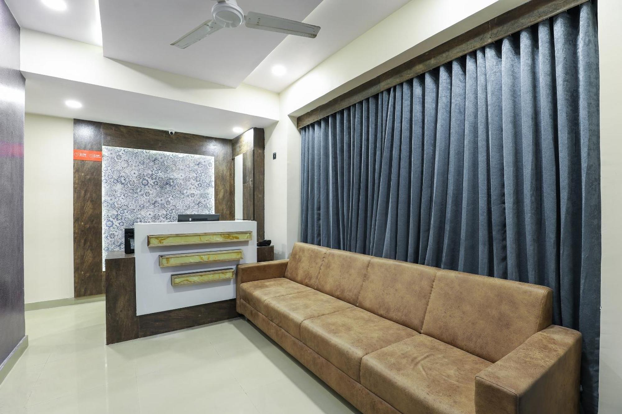 Hotel O Dream Stay Sarkhej Ngoại thất bức ảnh