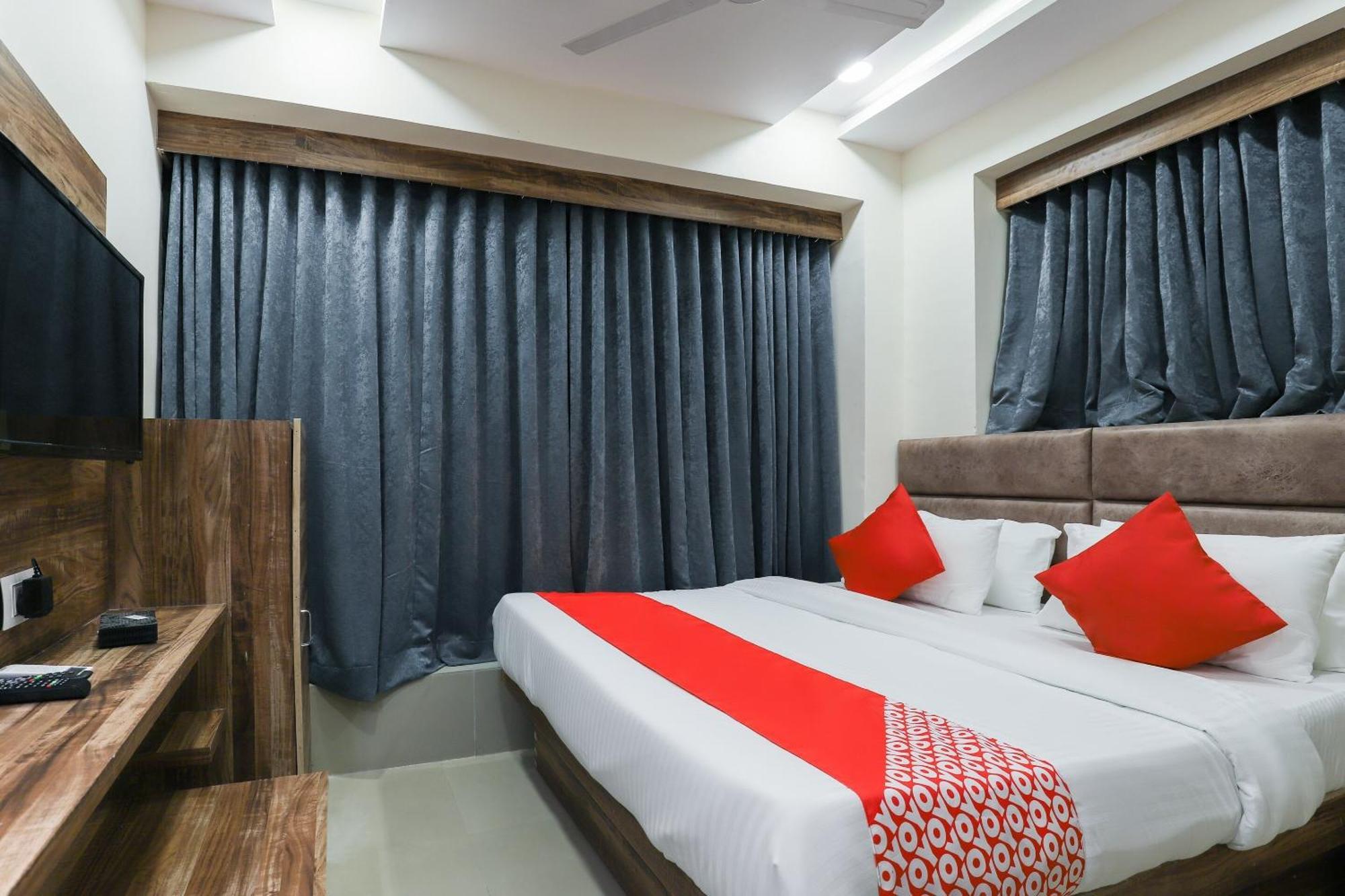 Hotel O Dream Stay Sarkhej Ngoại thất bức ảnh